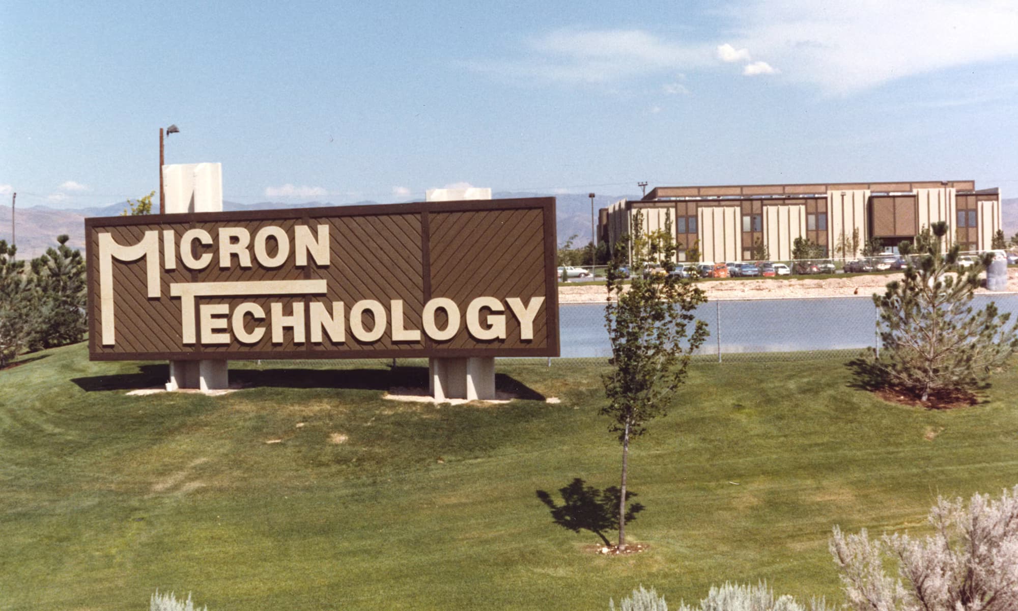 Micron vuela tras batir previsiones y blindar ventas con contratos