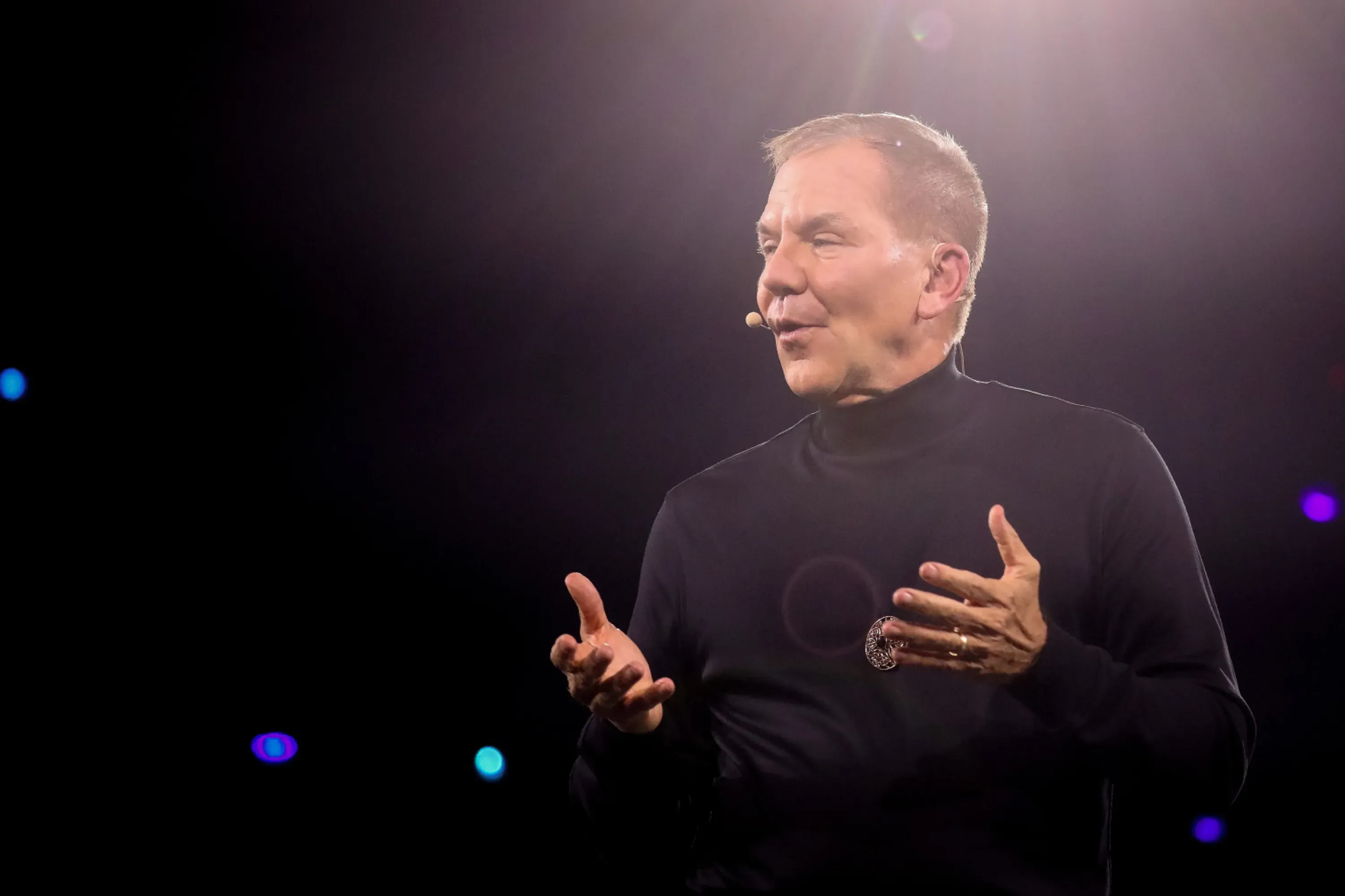 Por qué el miedo a perderse la IA supera la lógica humana